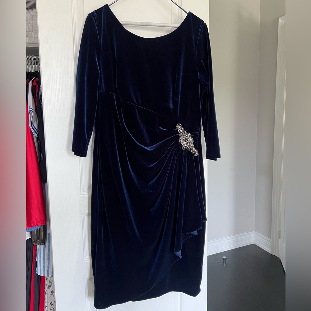 Velvet dress navy blue
